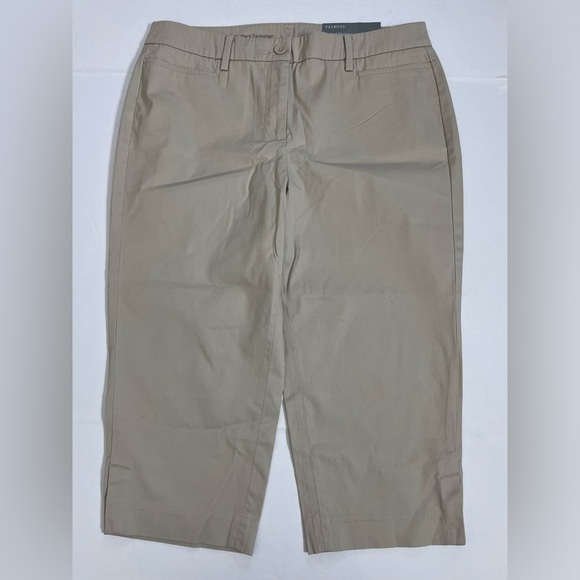 Talbots Perfect Skimmer Pedal Pusher Khaki Pants Size 8P New with Tags - Picture 1 of 10